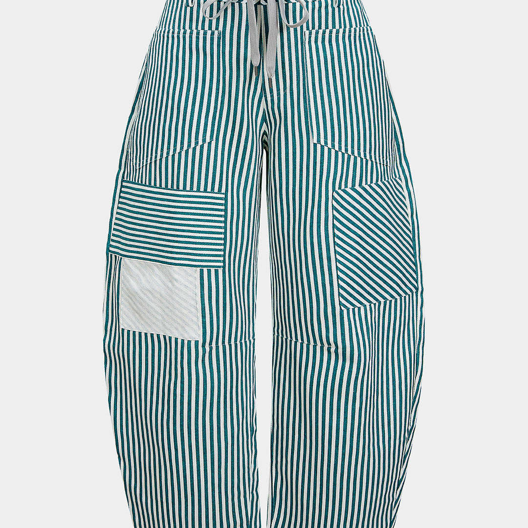 Jeansy plus size z regulowanym sznurkiem