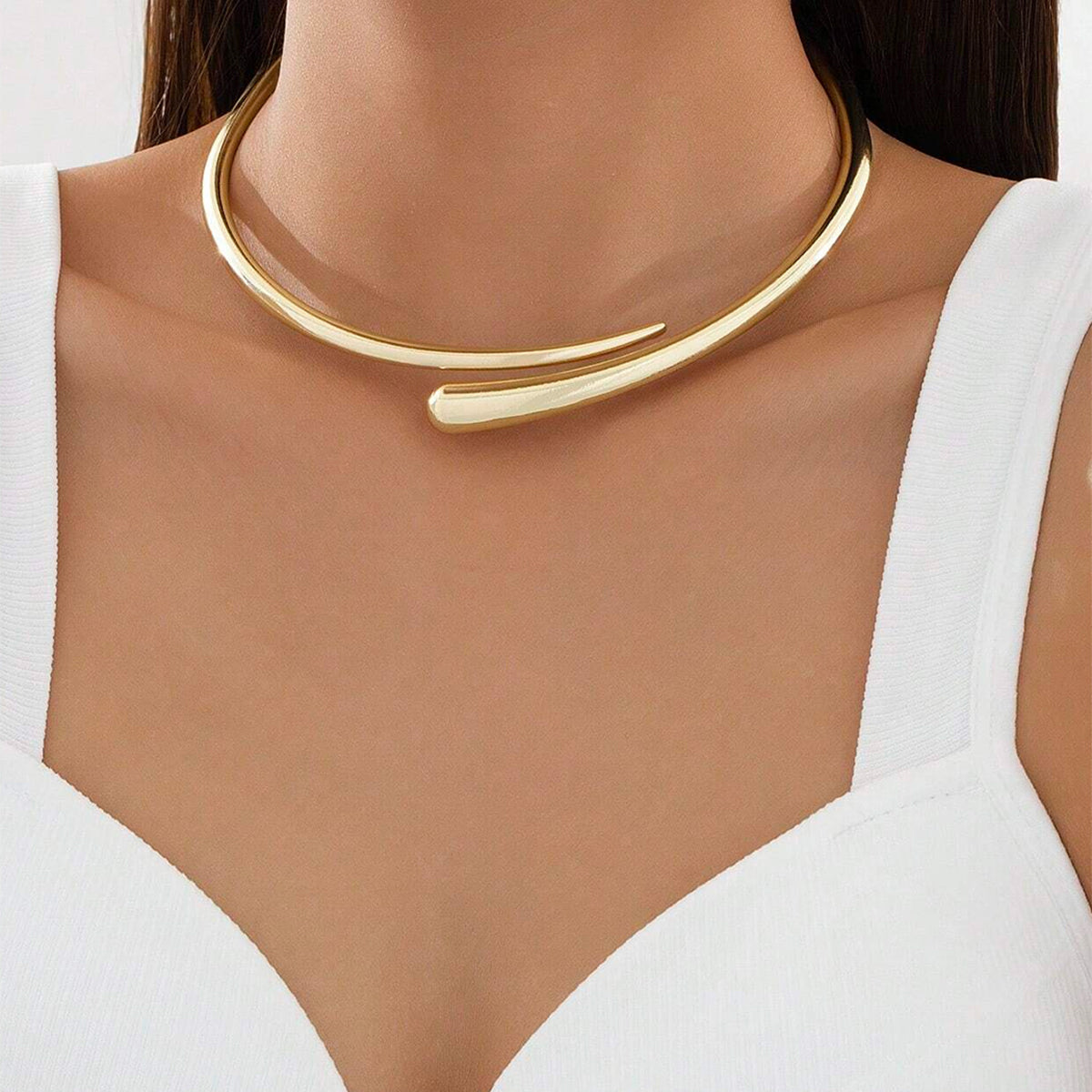 Złoty choker z otwartym mankietem