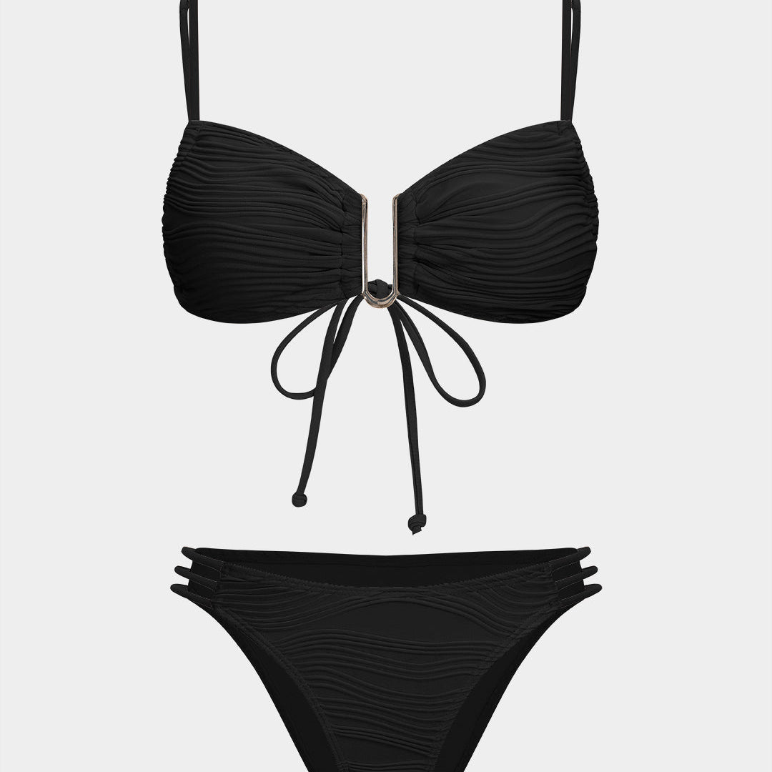 Kontrastowy bikini z wiązaniem
