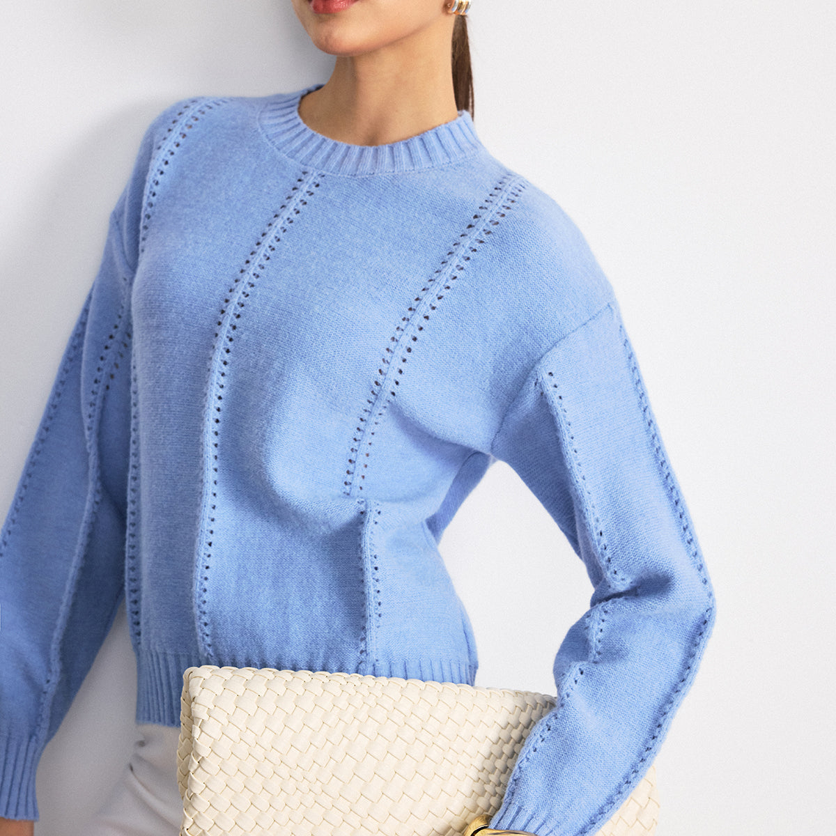 Sweter z okrągłym wycięciem