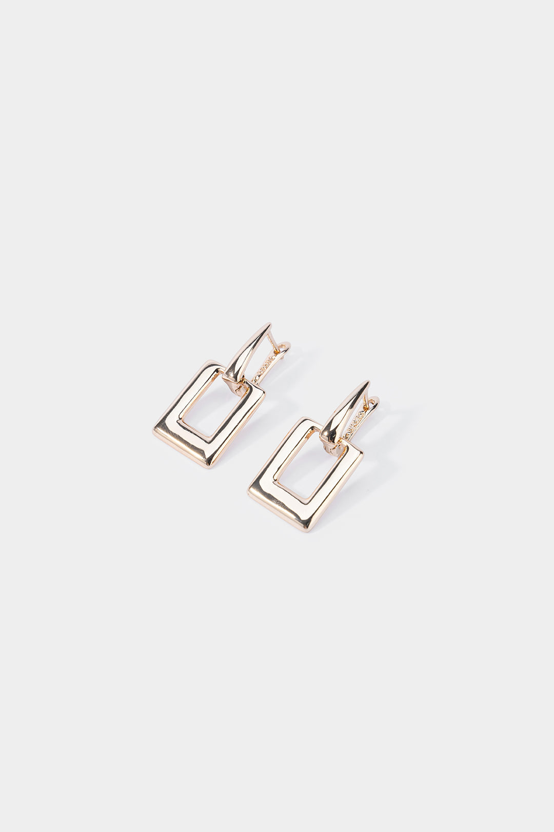 Geometryczne kolczyki kwadratowe