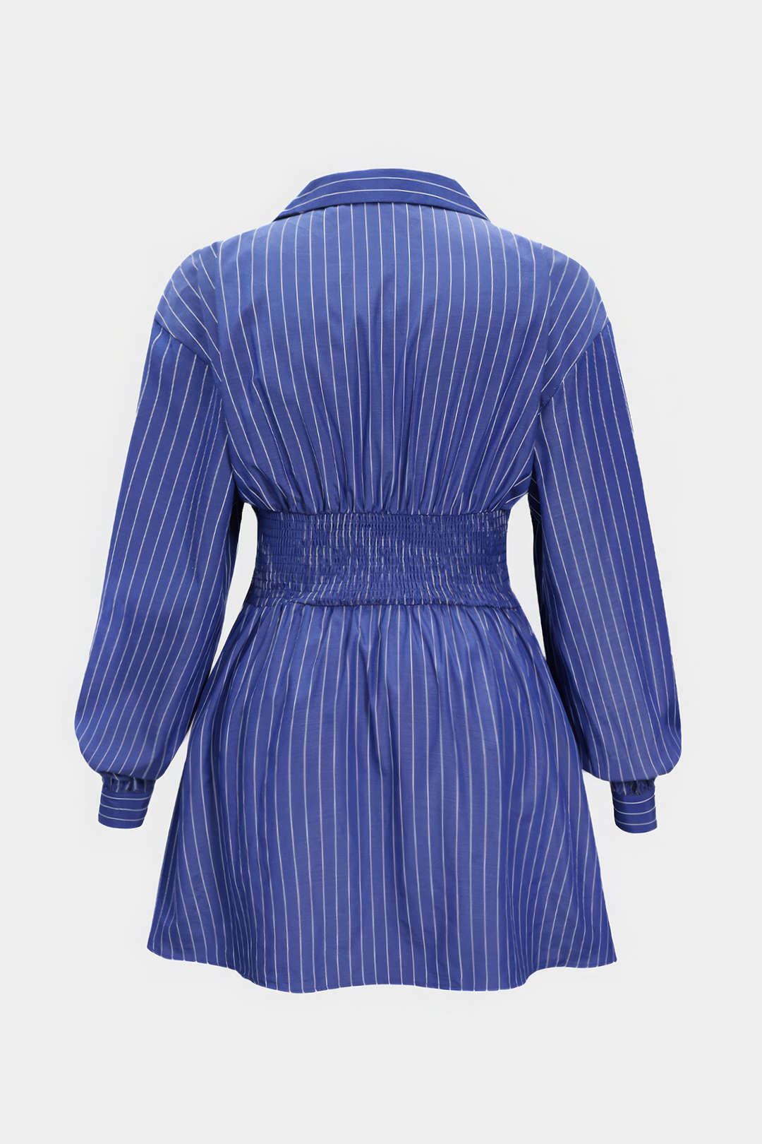 Dopasowana mini sukienka plus size w paski z marszczeniami