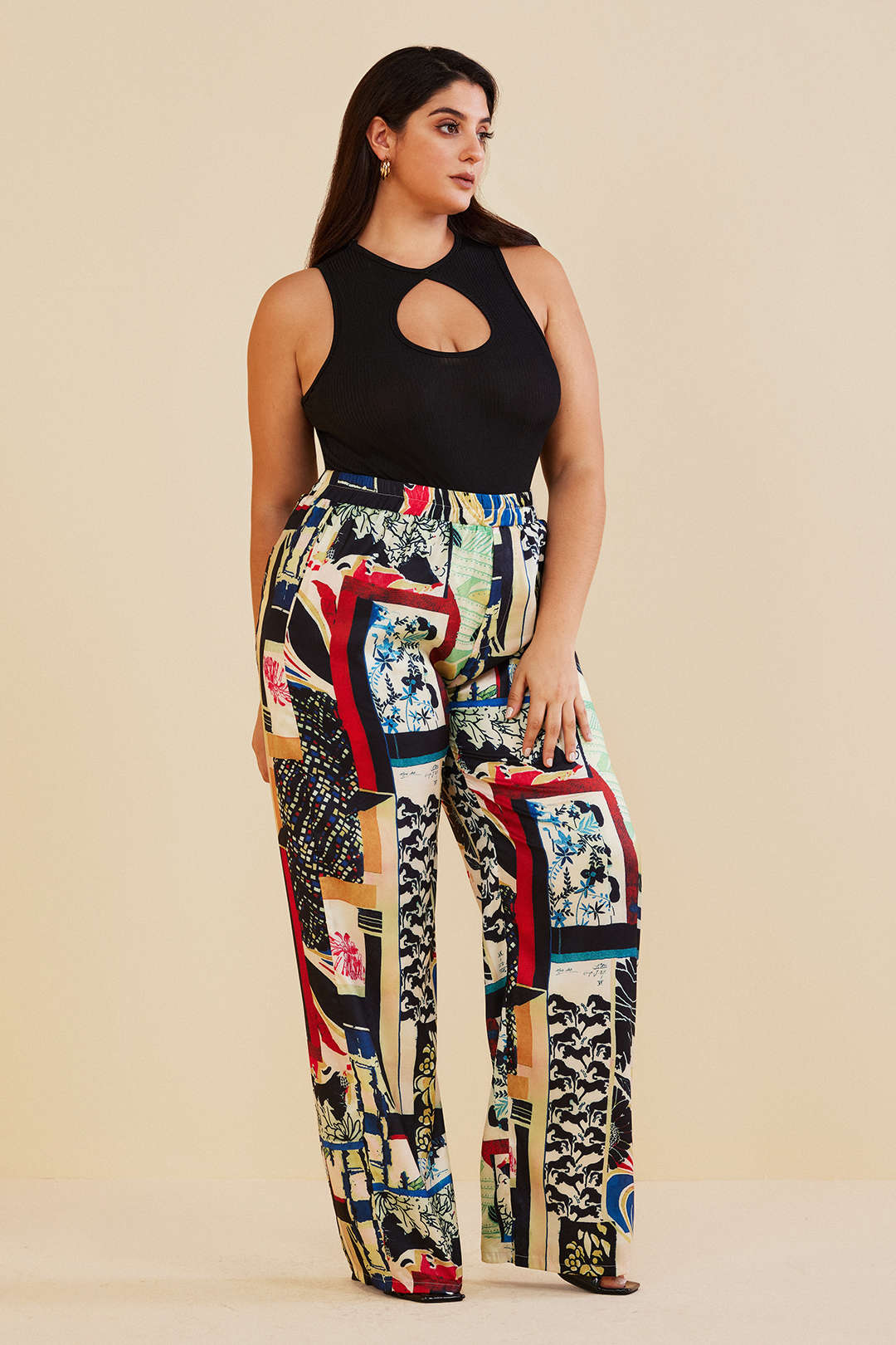 Kwiatowe spodnie damskie plus size z wysokim stanem