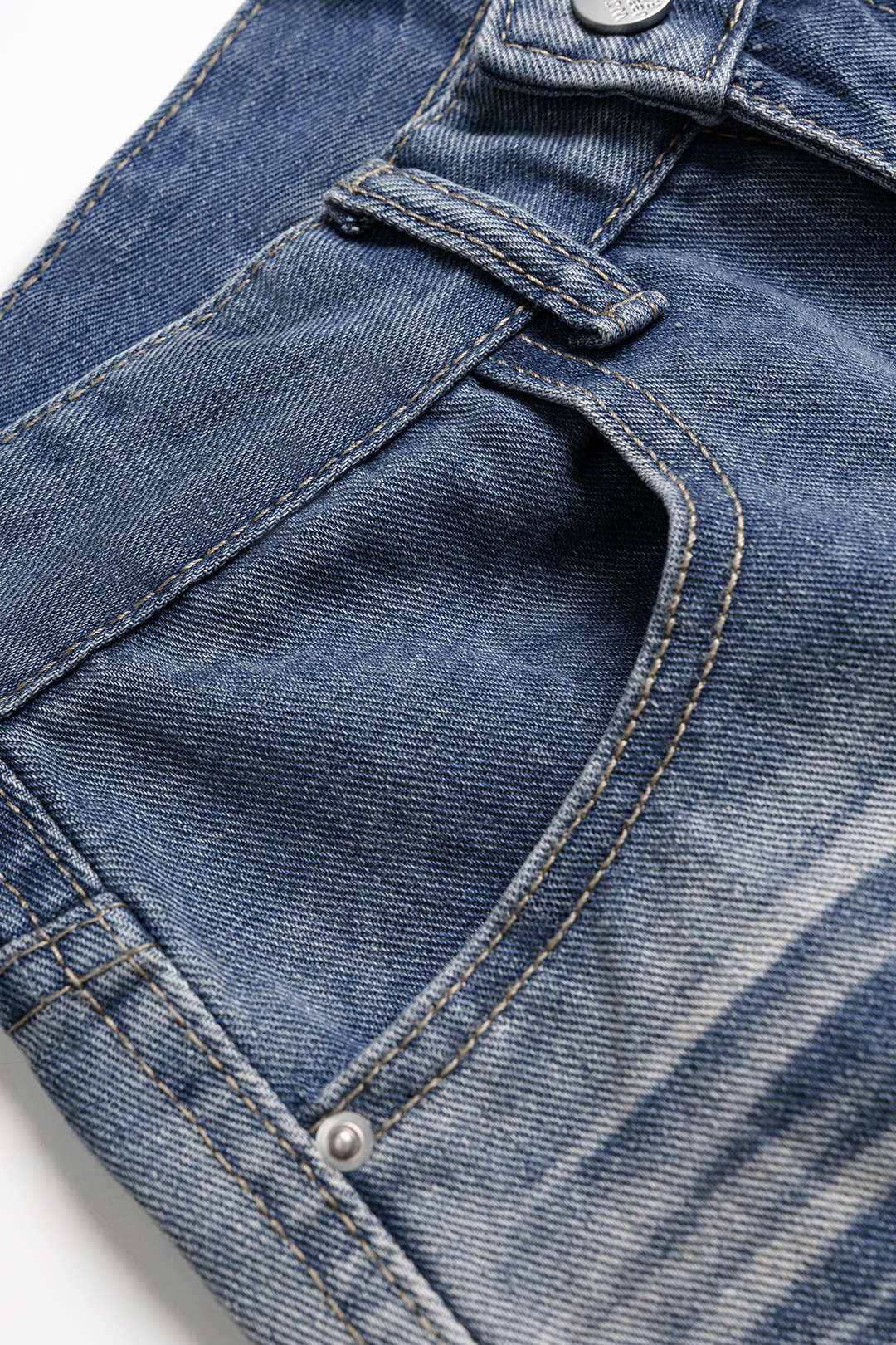 Szerokie spodnie ombre z denimu