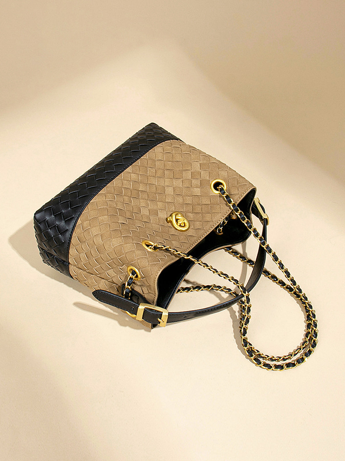 Torba hobo z plecionki w dwóch kolorach