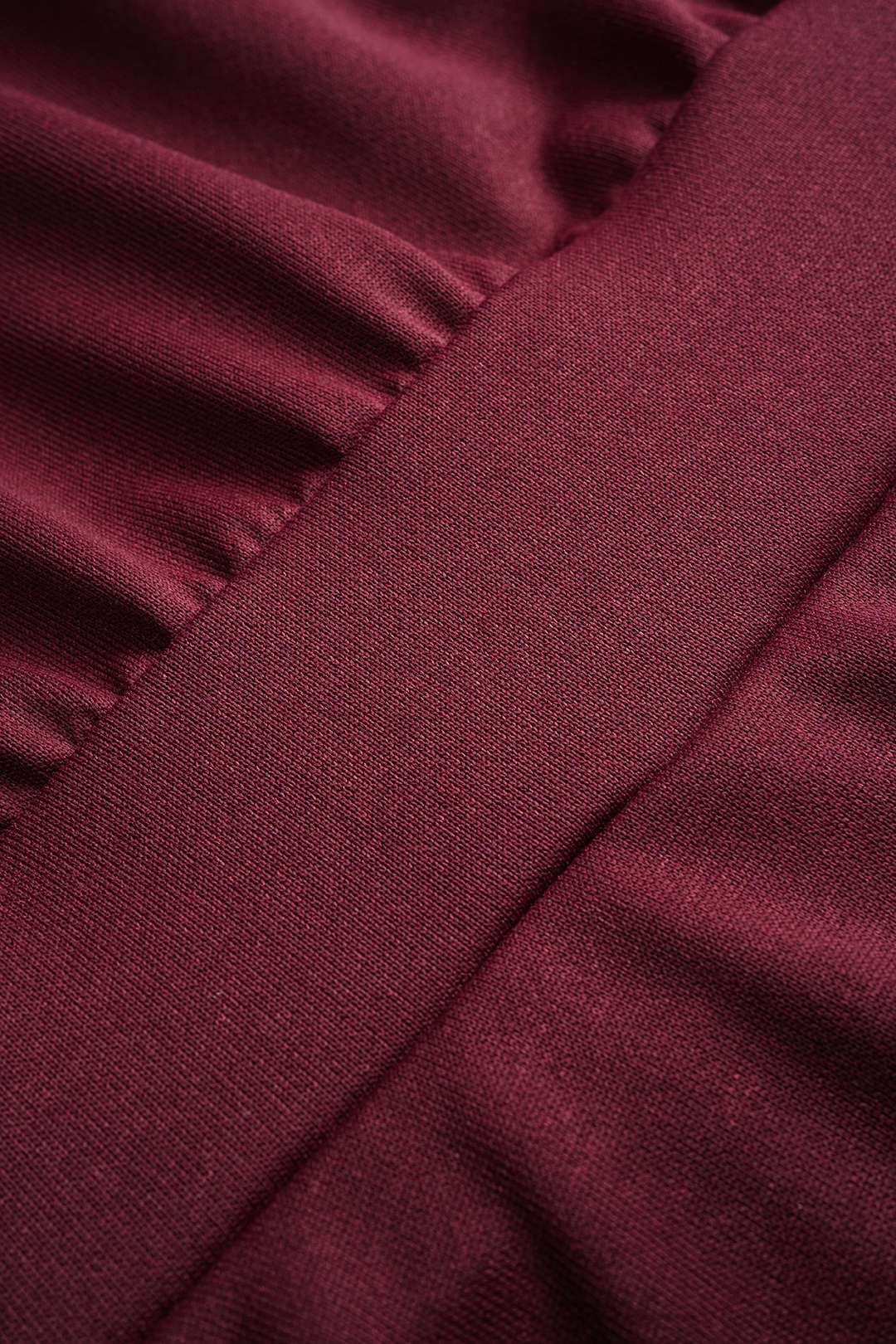 Asymetryczna mini sukienka z długimi rękawami plus size