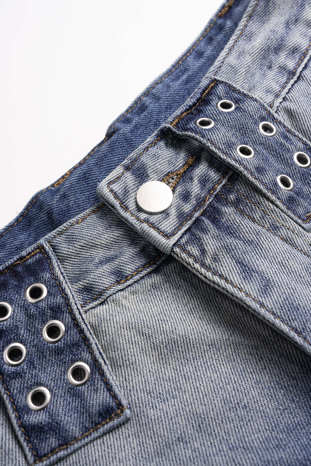 Szerokie Jeansy z Denimu z Ozdobnymi Przelotkami