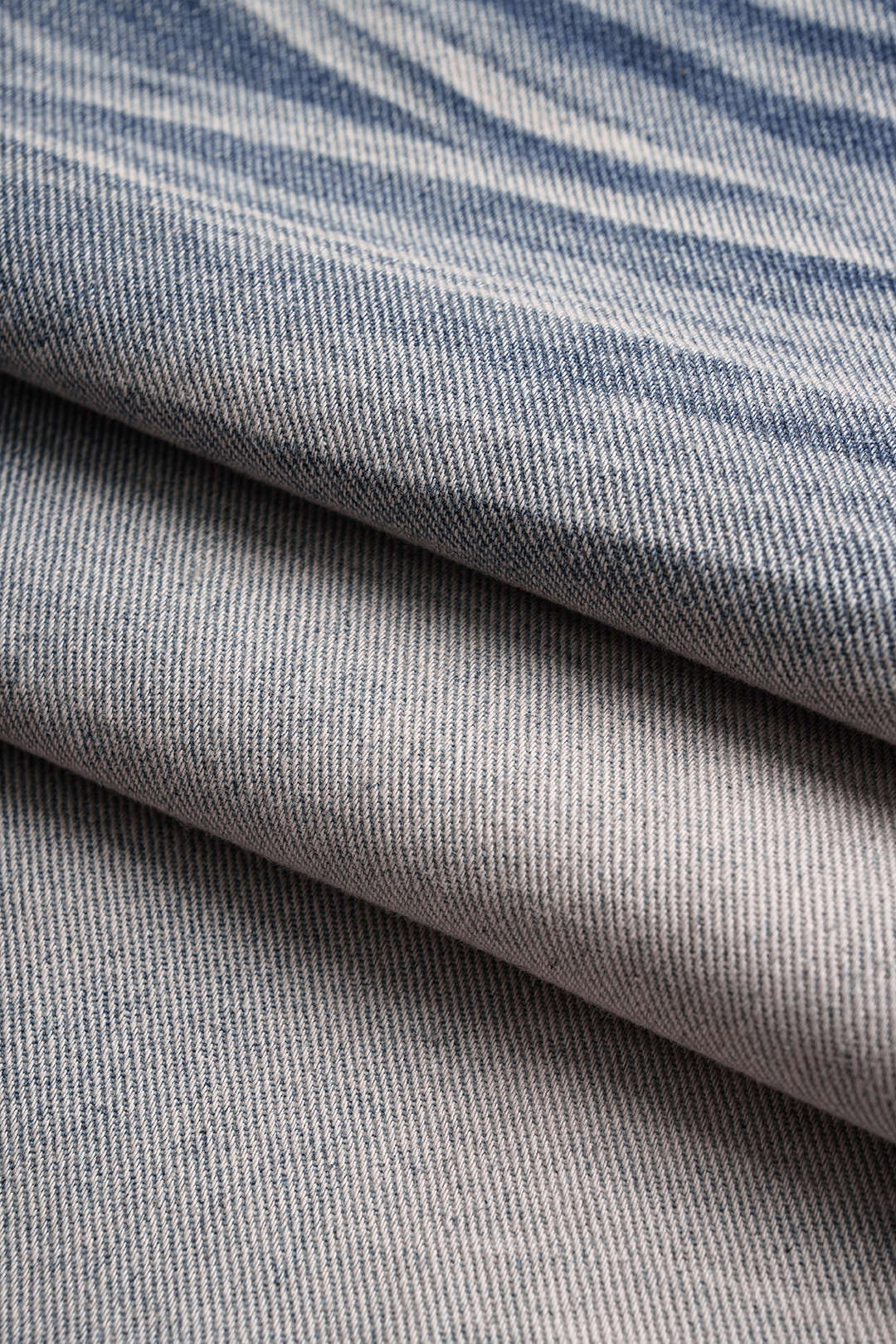 Szerokie spodnie ombre z denimu
