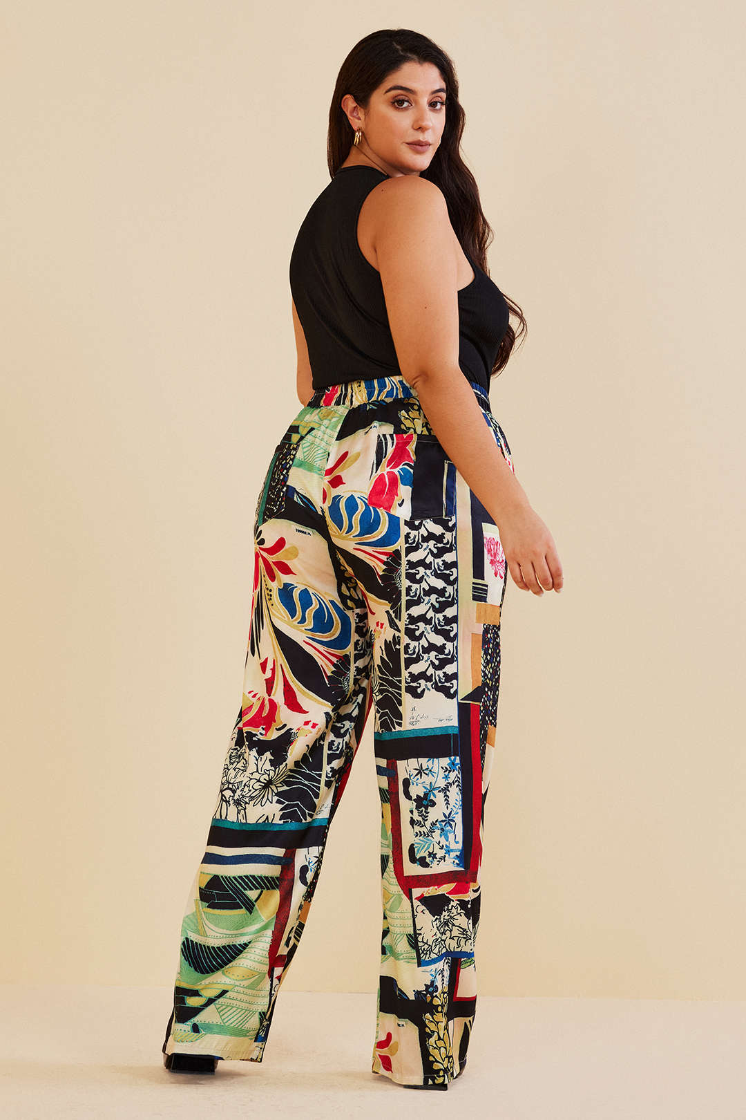 Kwiatowe spodnie damskie plus size z wysokim stanem