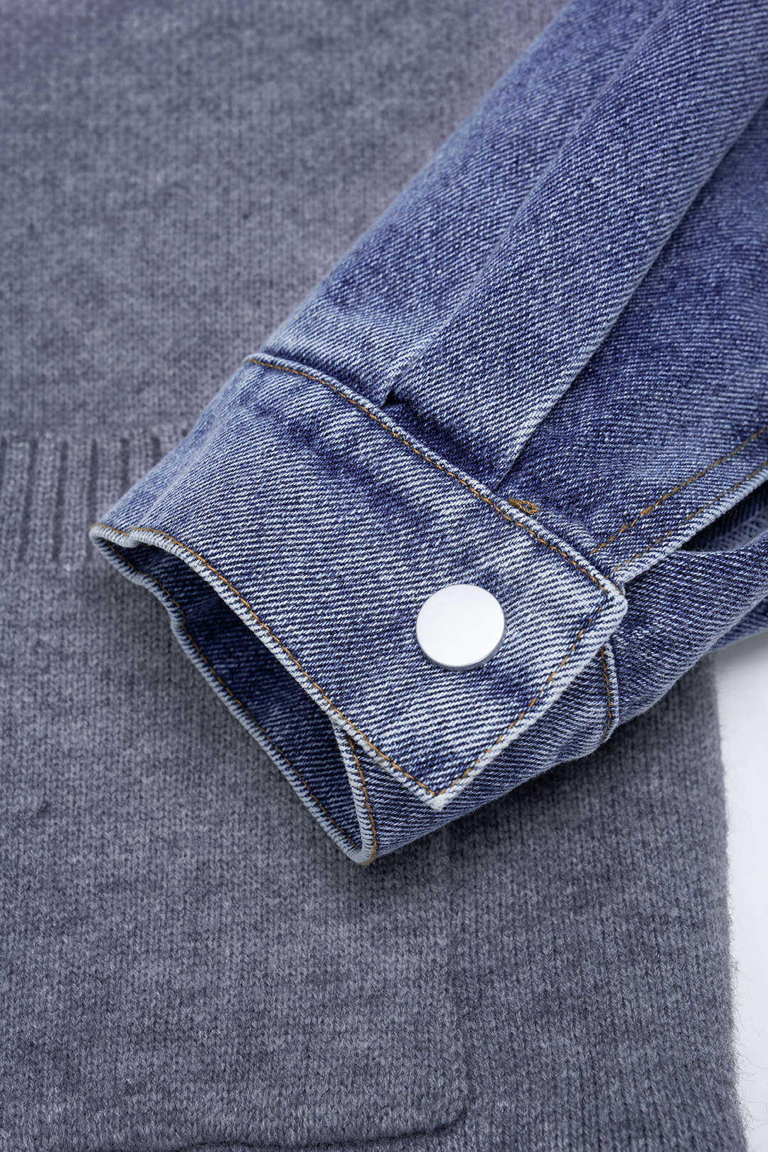 Kurtka z denimu i dzianiny z kieszeniami