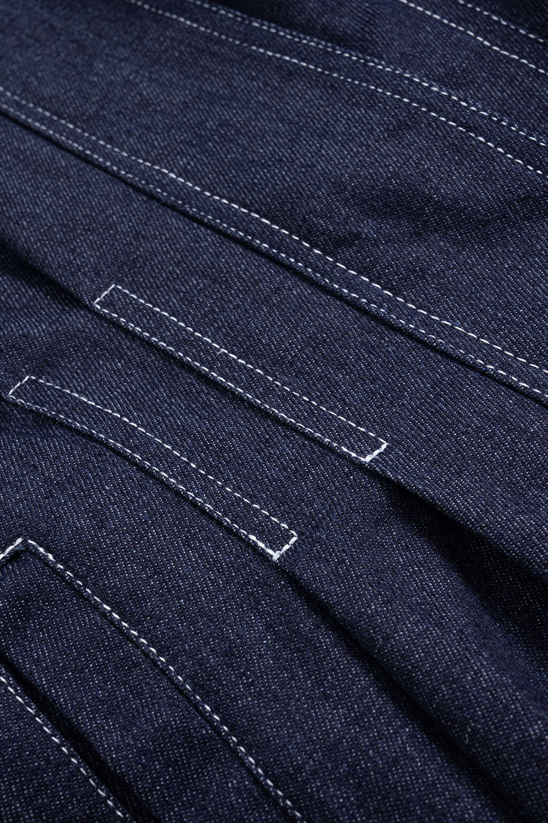 Plisowana kurtka z denimu