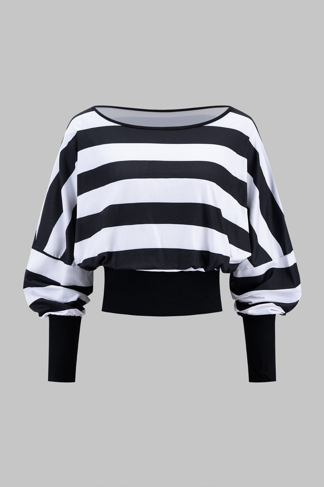 Bluzka oversize z szerokimi rękawami i dekoltem łódka