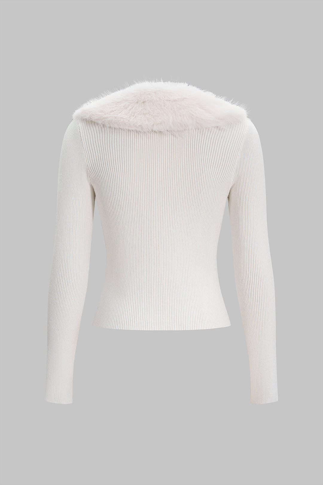 Sweter z kołnierzem z futra