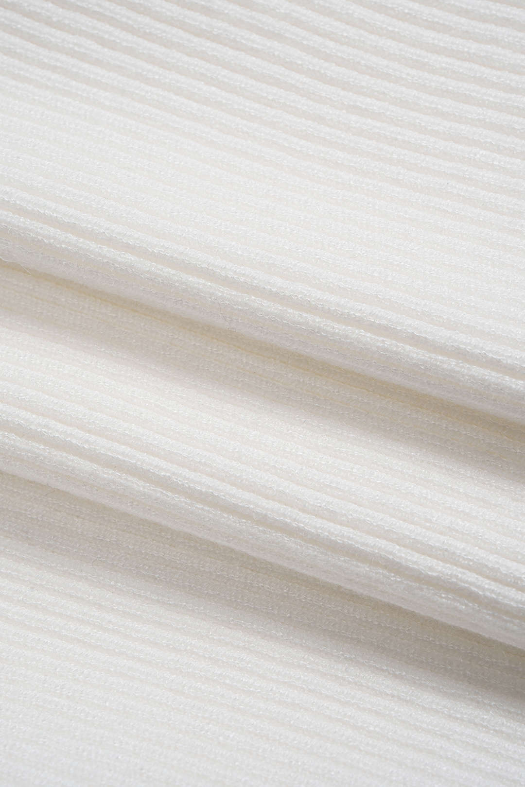 Sweter z kołnierzem z futra