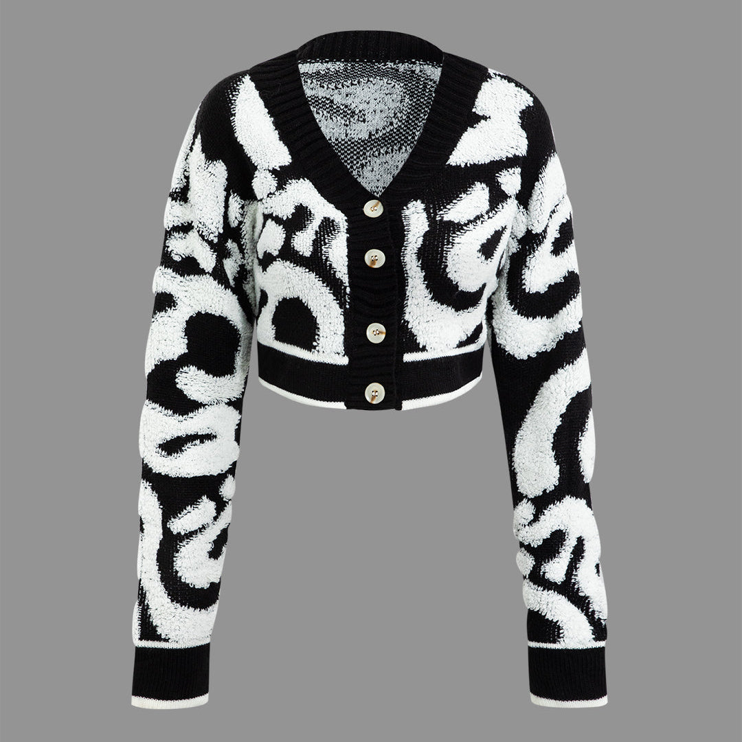 Kardigan z ozdobnymi guzikami i wzorem