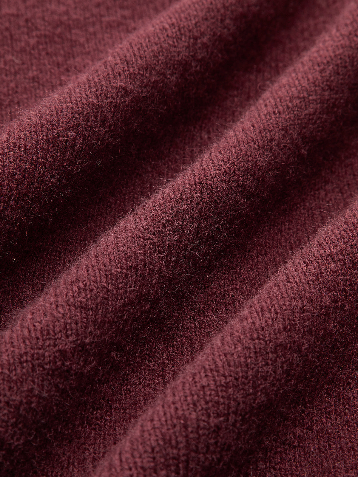 Sweter z luźnymi rękawami i kieszeniami