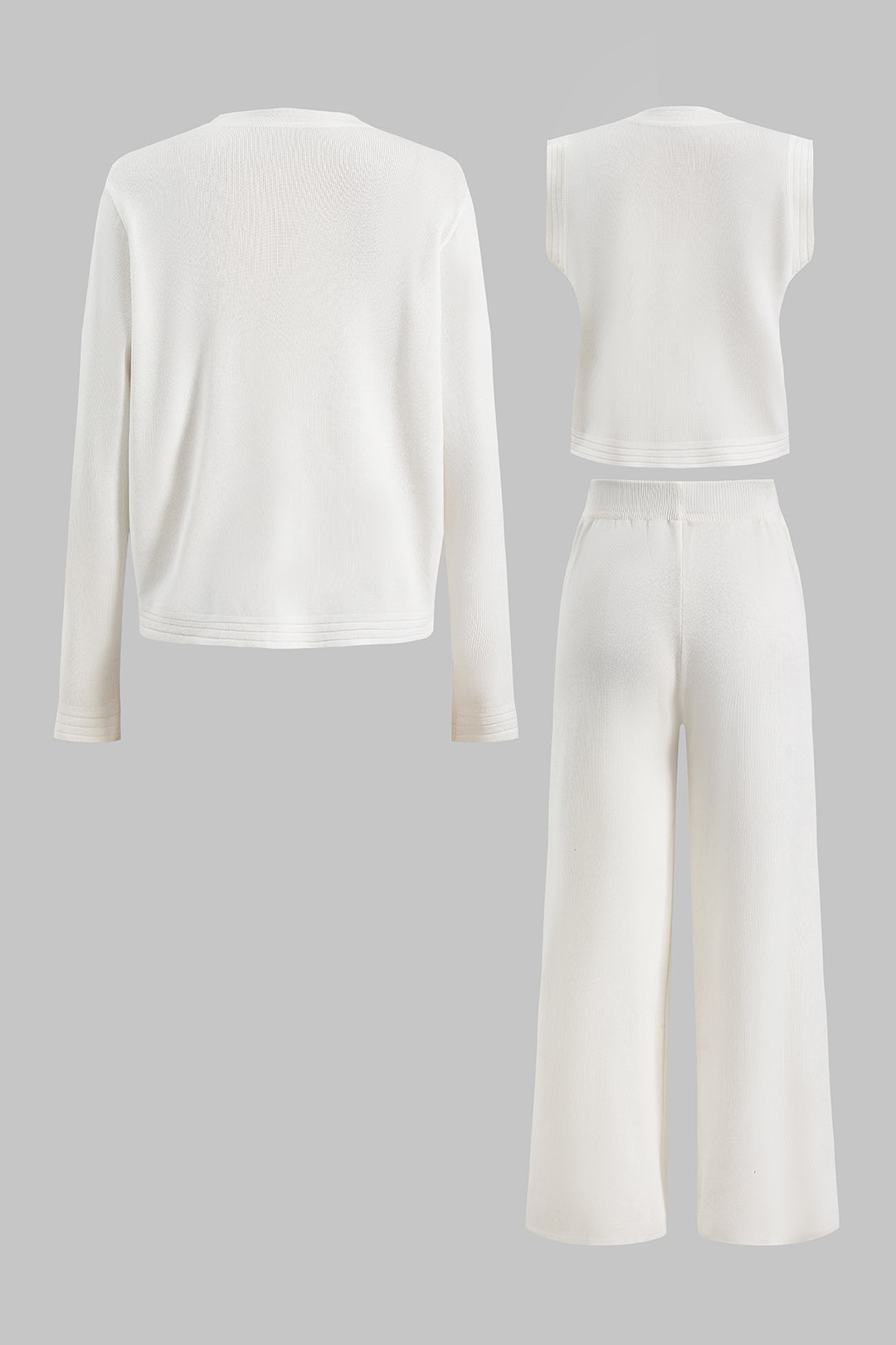 Trzyczęściowy komplet dzianinowy z kieszeniami i guzikami