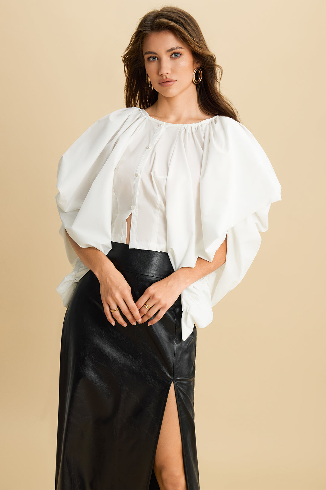 Koszula damska o luźnym fasonie z szerokimi rękawami