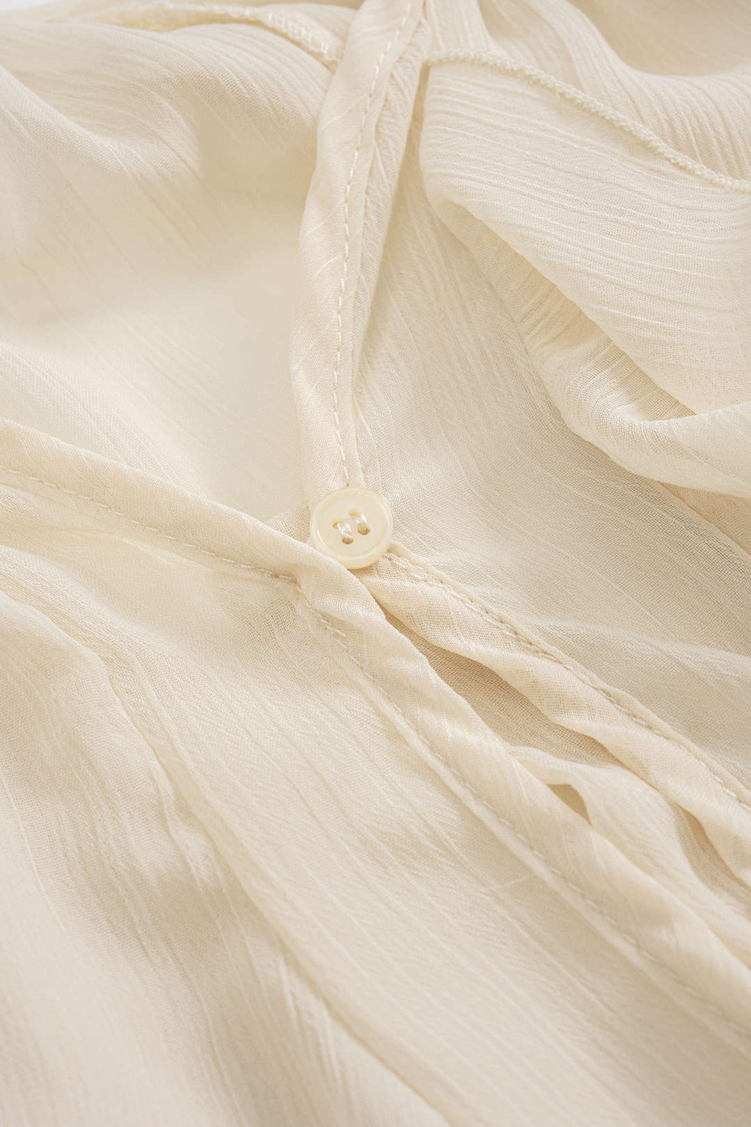 Koszula z falbanami w romantycznym stylu