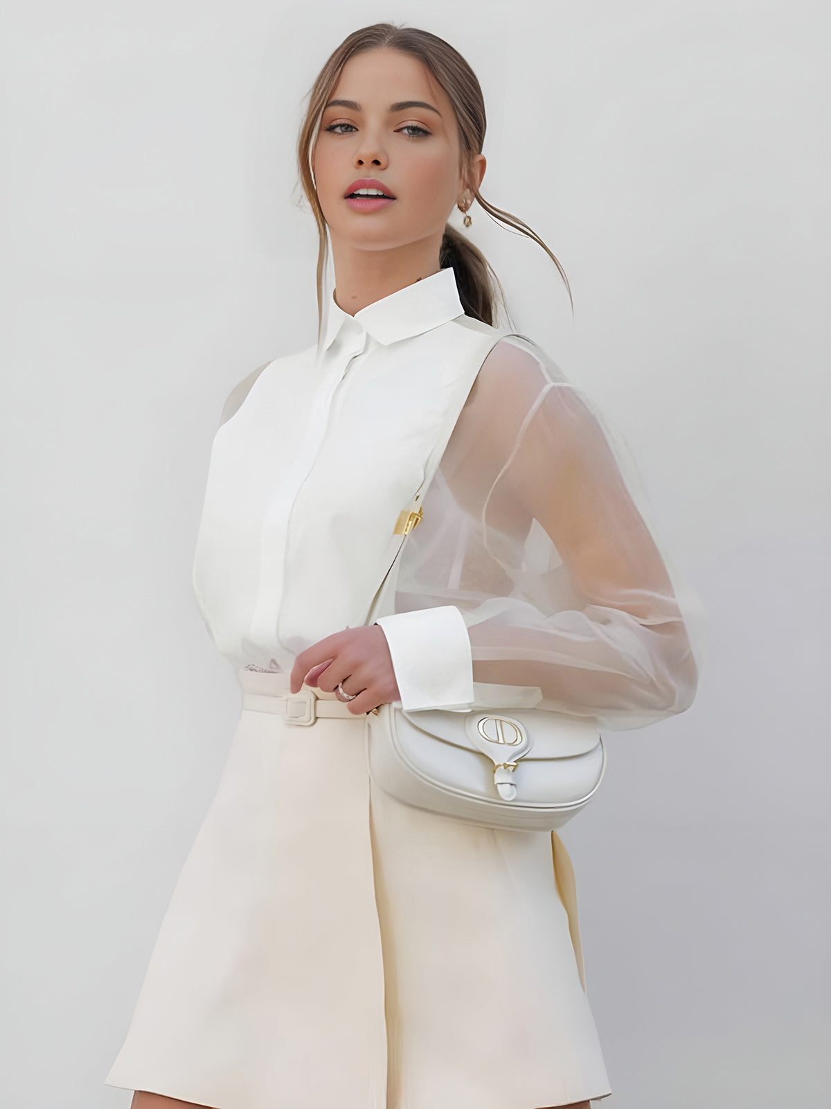 Elegancka koszula z transparentnymi rękawami