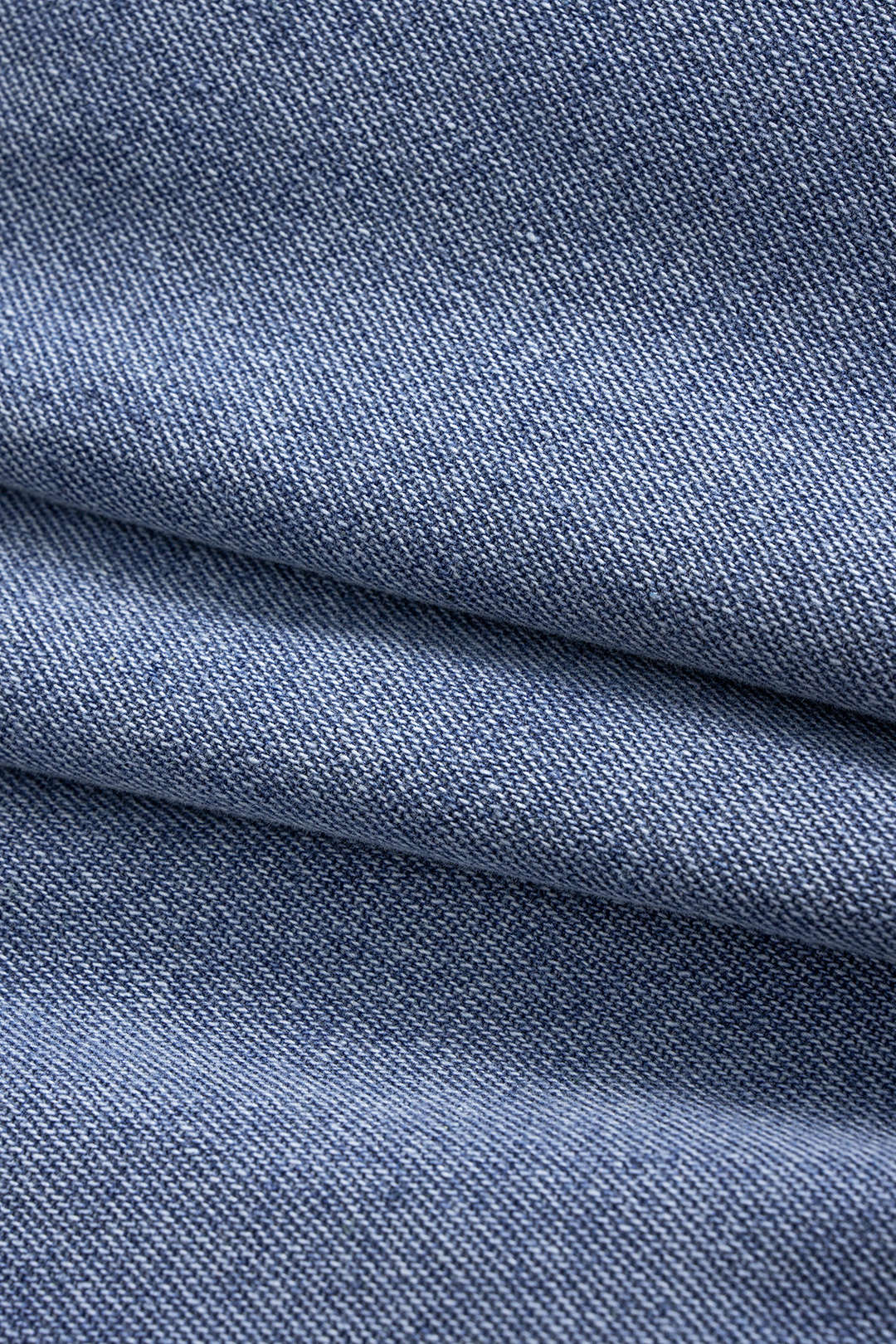 Kurtka z denimu z paskiem i bufkami