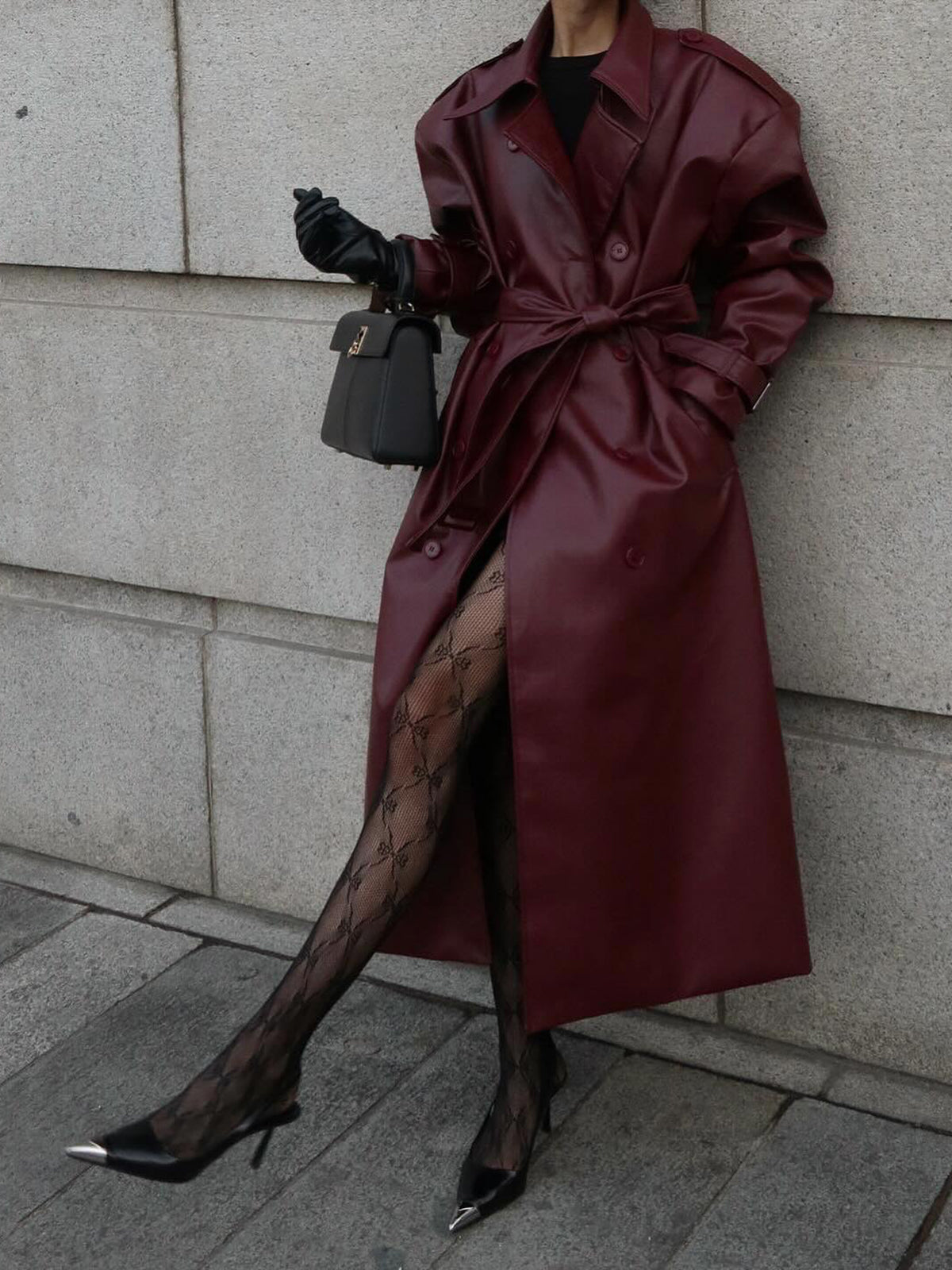 Rajstopy ażurowe z geometrycznym wzorem