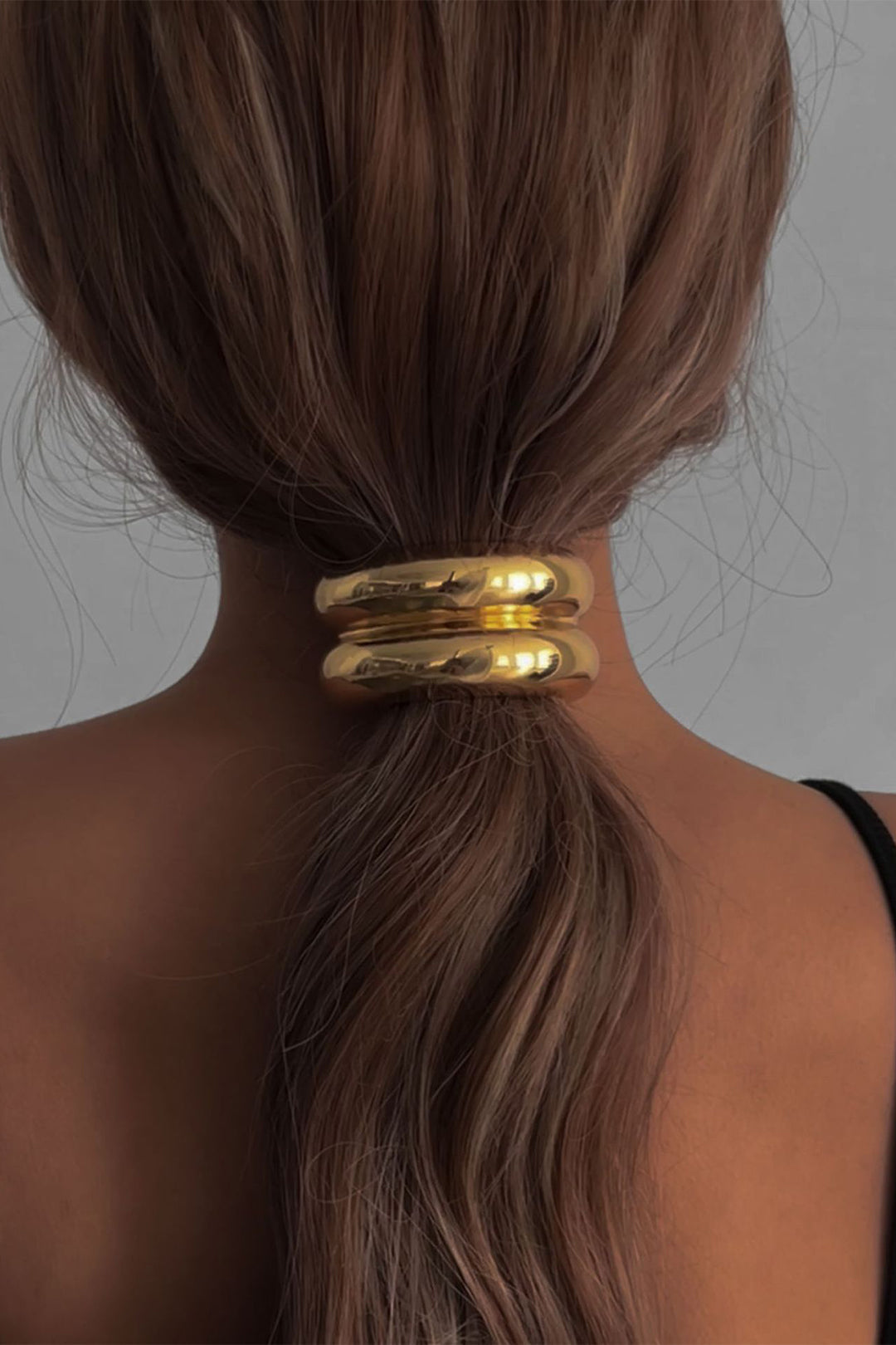 Elegancka spinka do włosów z podwójnymi kołami