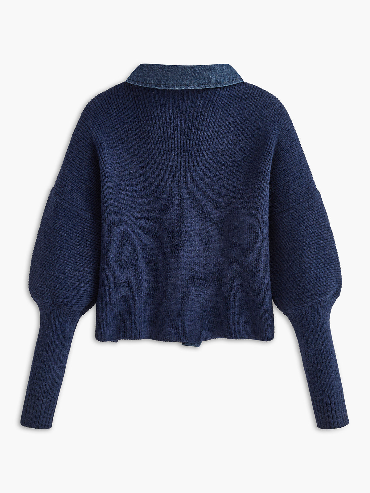 Sweter z detalami z dżinsu