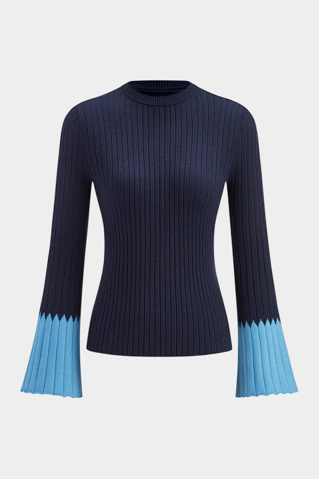 Sweter dopasowany z rozszerzanymi rękawami i prążkowaniem