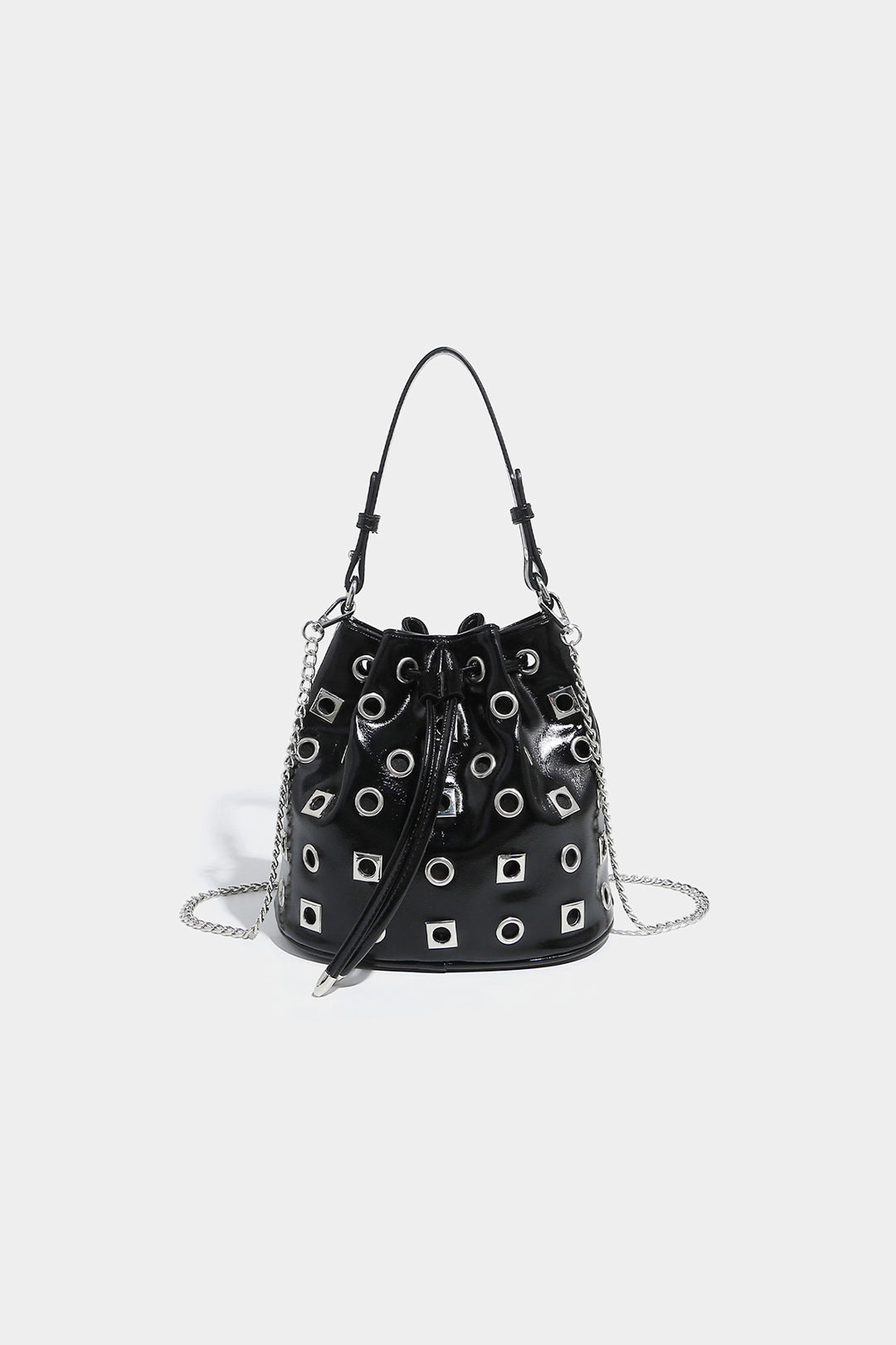 Torebka worek z metalowymi oczkami i łańcuszkiem